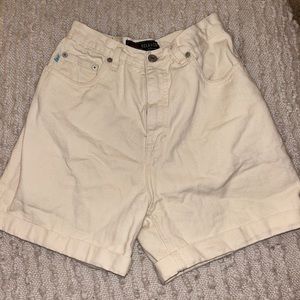 vintage white/cream shorts